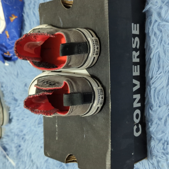 Converse All Star Velcro Simple Slip Sneakers Size 5 (Infant) - Picture 6 of 7